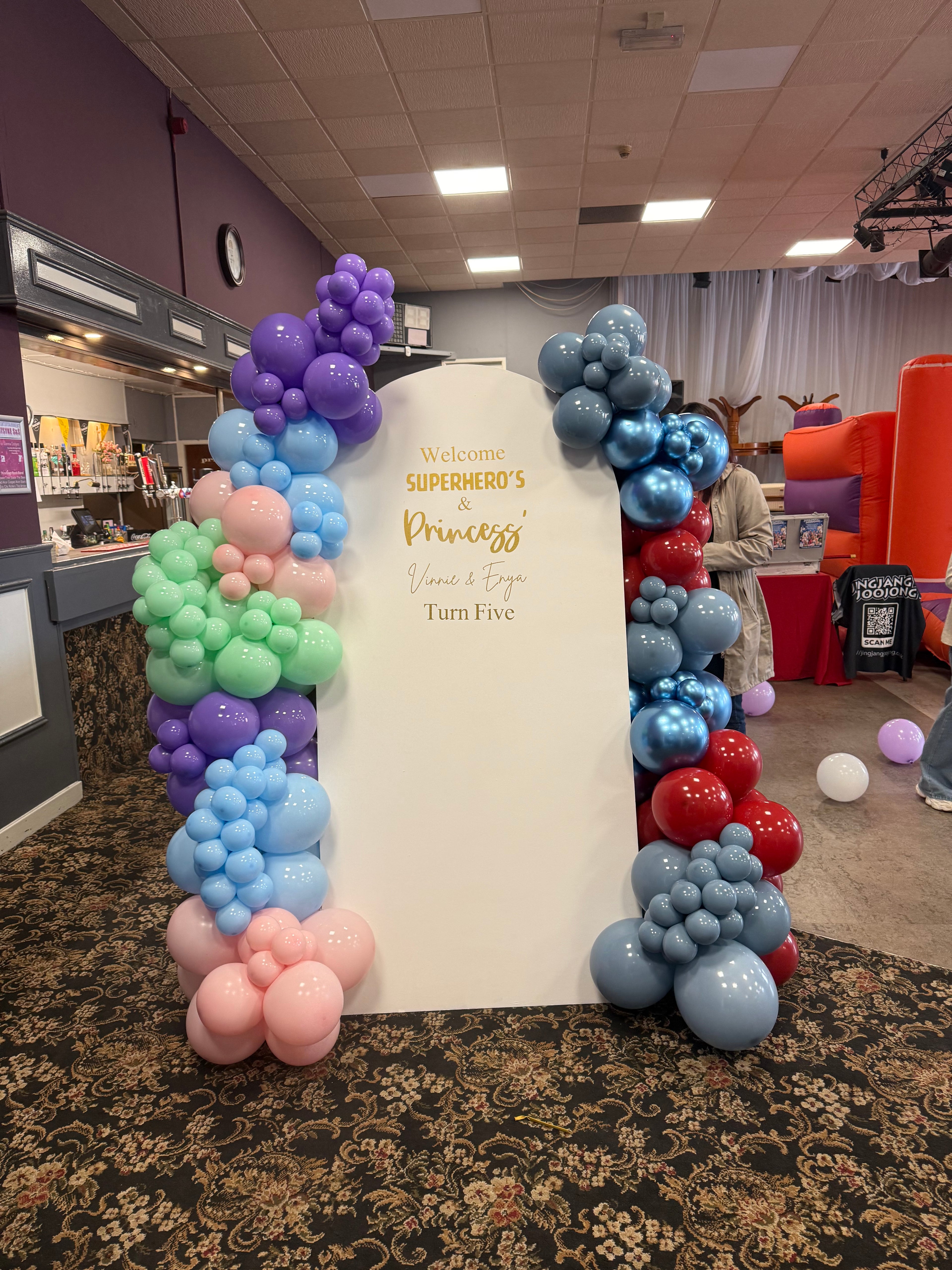 Board with balloons on both sides